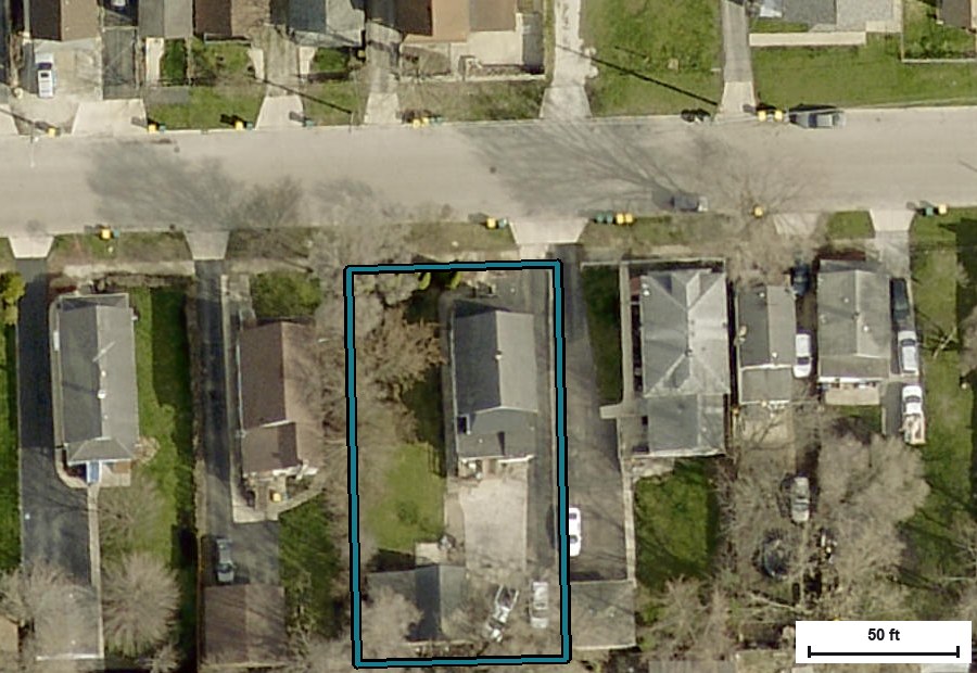 Aerial view of 422 Francis St